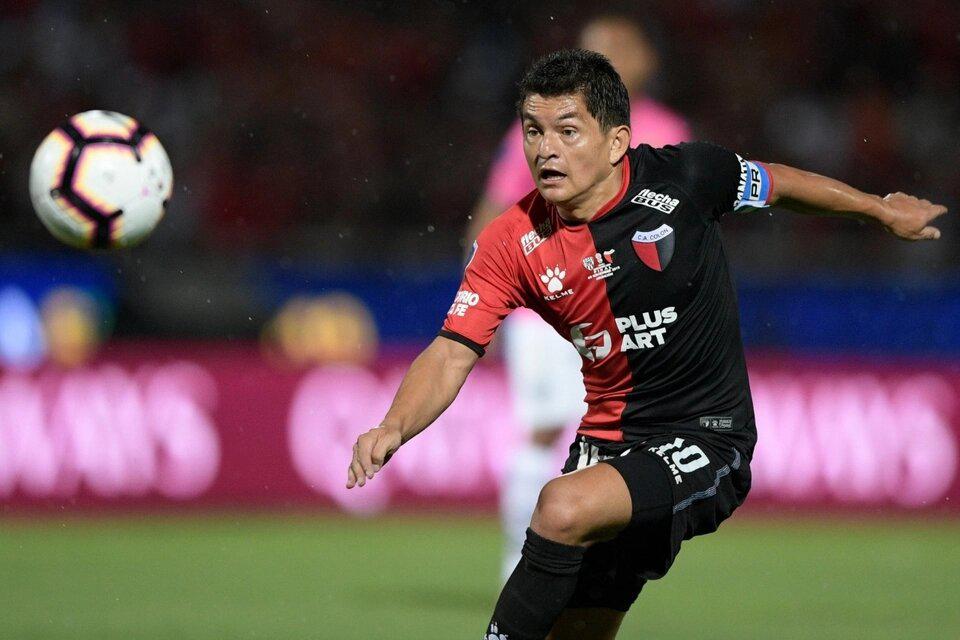 Luis “Pulga” Rodríguez dio positivo en coronavirus y no jugará contra River