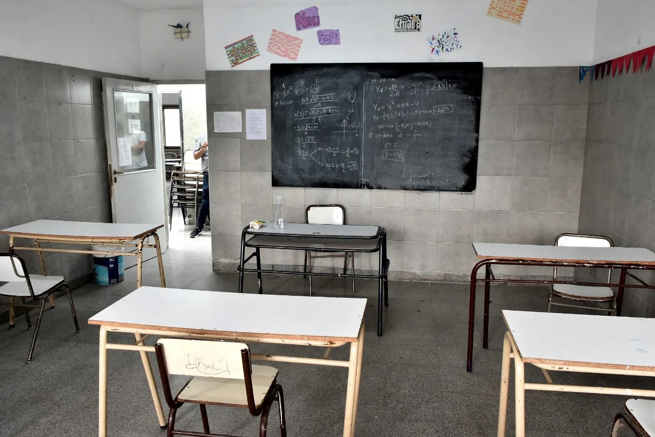 Ctera pidió suspensión temporal de clases presenciales en distritos con suba exponencial de contagios