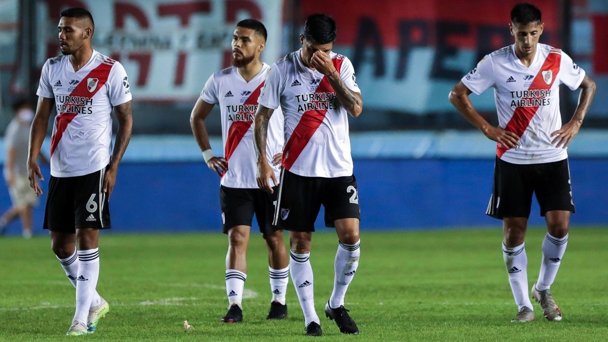 River con la pólvora mojada: Empató en cero con Arsenal y por ahora está en el lote de los clasificados, pero todos los escoltas con un partido menos