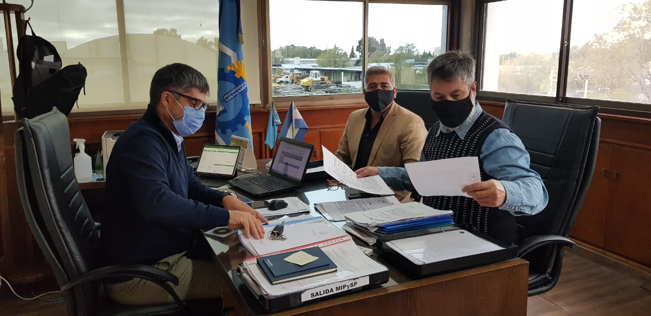 Aguilera recibió al intendente de Gobernador Costa y avanzan en obras para la ciudad