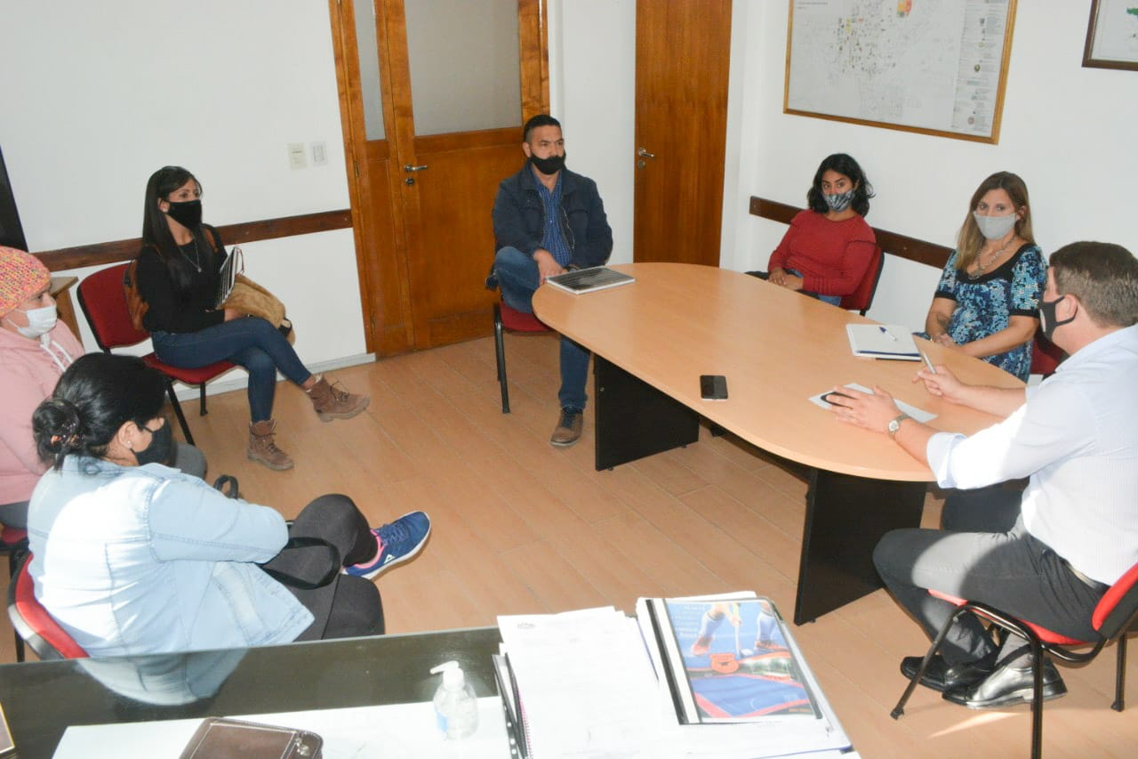 Biss recibió a grupo de vecinos interesados en ser parte del Programa Lotear