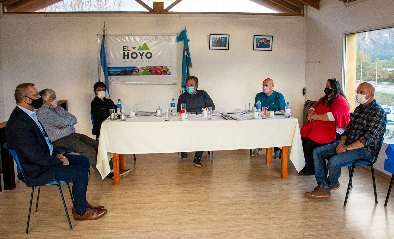 Prestatarias e intendentes del noroeste de Chubut proponen un “cooperativa comarcal” para brindar servicios públicos en cada una de las ciudades