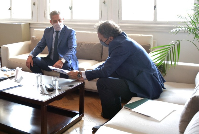 Arcioni y ENOHSA firmaron un convenio por $ 365 millones para ampliar una de las Plantas Potabilizadoras de Trelew