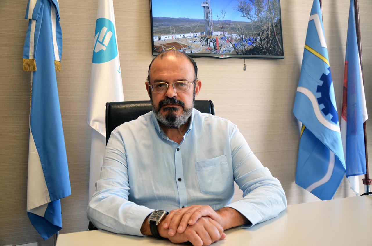 Arcioni lamentó y expresó su dolor por el fallecimiento de José Luis Esperón