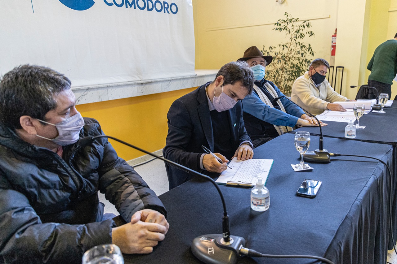 Luque: “Hacemos obras para mejorar y ordenar la ciudad”