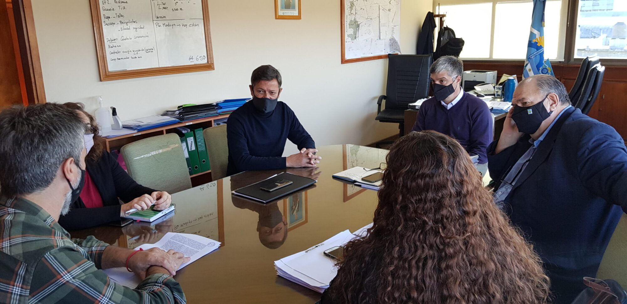 Aguilera y García se reunieron con Gandón para trabajar en un plan de optimización de los servicios públicos en Puerto Pirámides