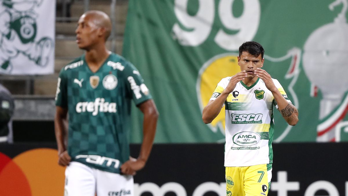 Defensa y Justicia le ganó agónicamente a Palmeiras 4 a 3 en Brasil por la Libertadores y quedó a un paso de clasificarse