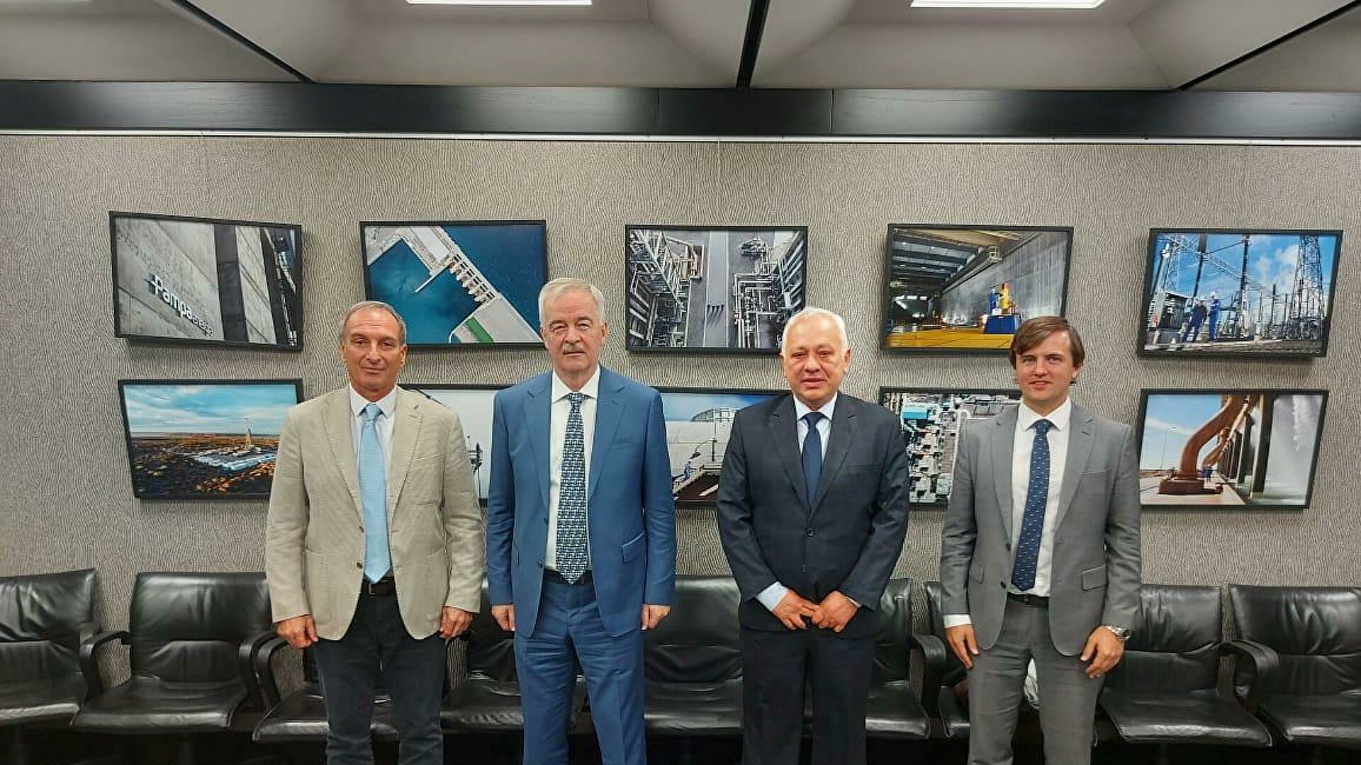 La petrolera rusa Gazprom y Pampa Energía sellan alianza estratégica para invertir en Vaca Muerta