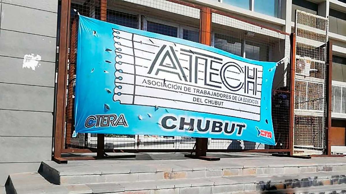 La Atech avisó que si no son convocados para discutir paritarias en los próximos días, no iniciará el ciclo lectivo tras el receso invernal