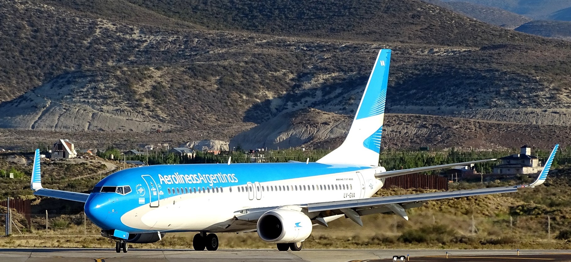 En Rada Tilly piden que Aerolíneas Argentinas revise tarifas de vuelos a Comodoro Rivadavia porque salen 600% más caros que desde otras ciudades de Chubut