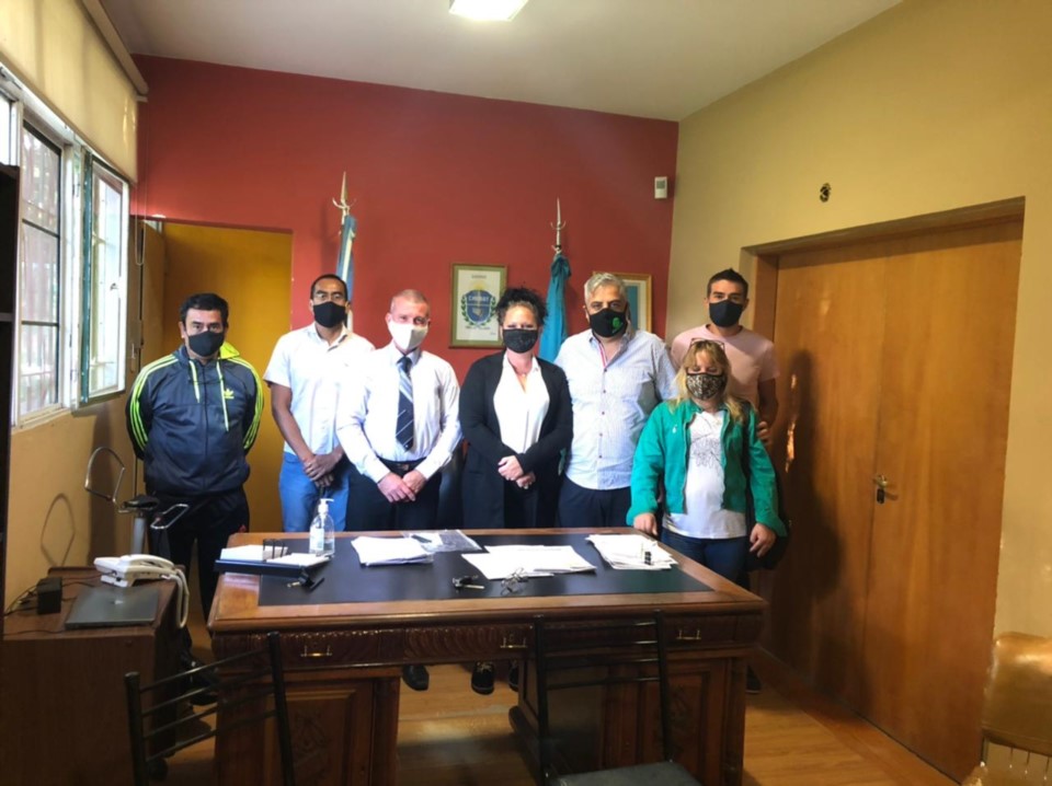 Por primera vez en 28 años, Gaiman aumenta el adicional por título secundario, terciario y universitario para los municipales