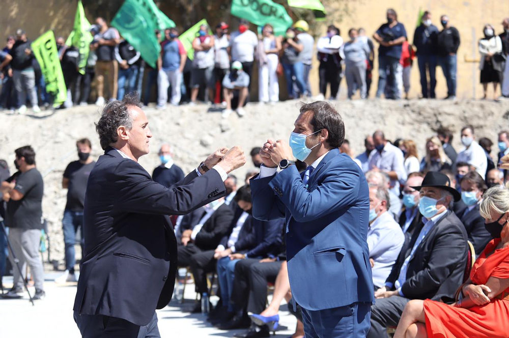 Emisarios marinos: Arcioni y Luque abren los sobres de una obra emblemática para Comodoro Rivadavia