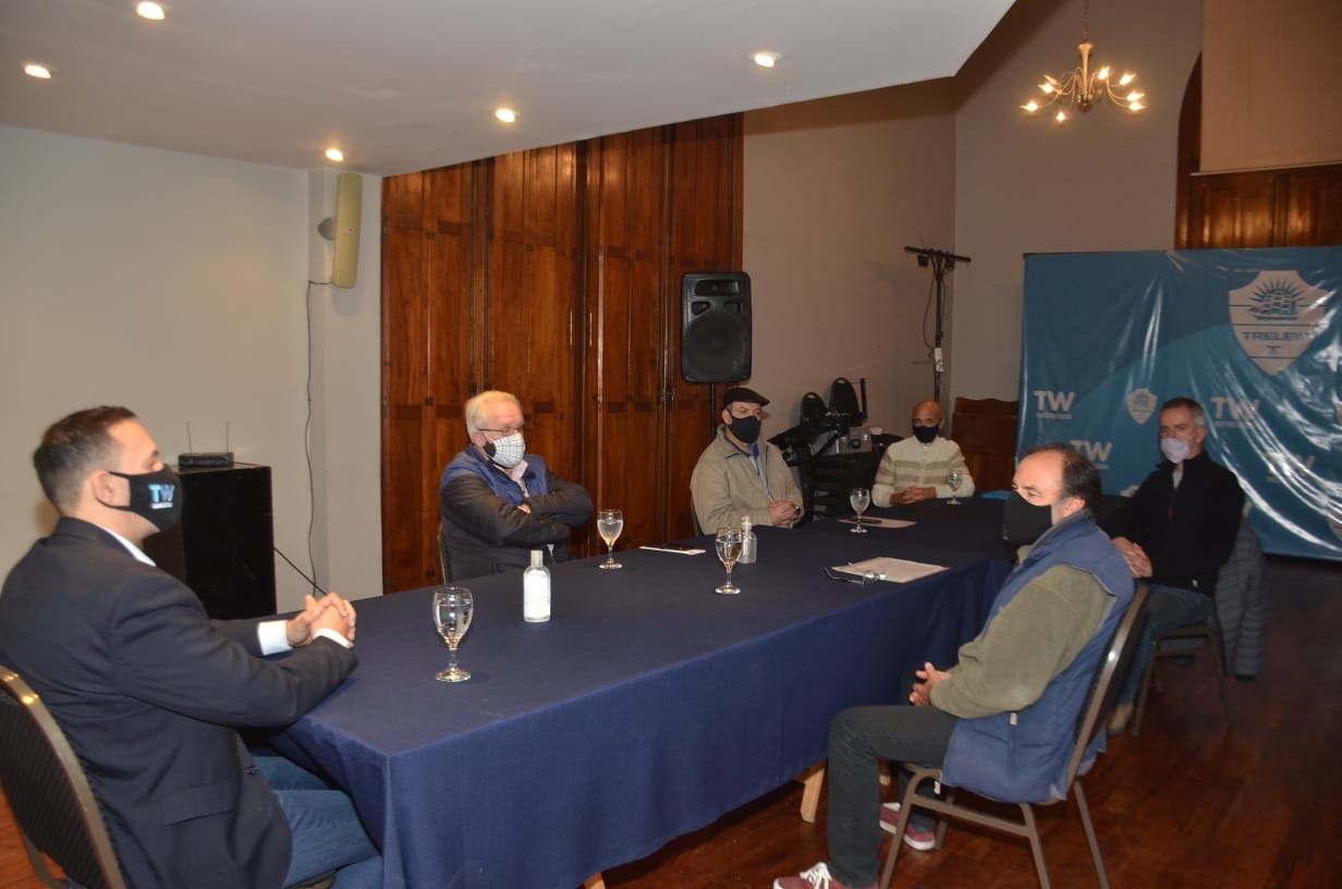 Maderna recibió a la Federación de Entidades Culturales y se comprometió a gestionar fondos para que puedan solventar parte de los gastos