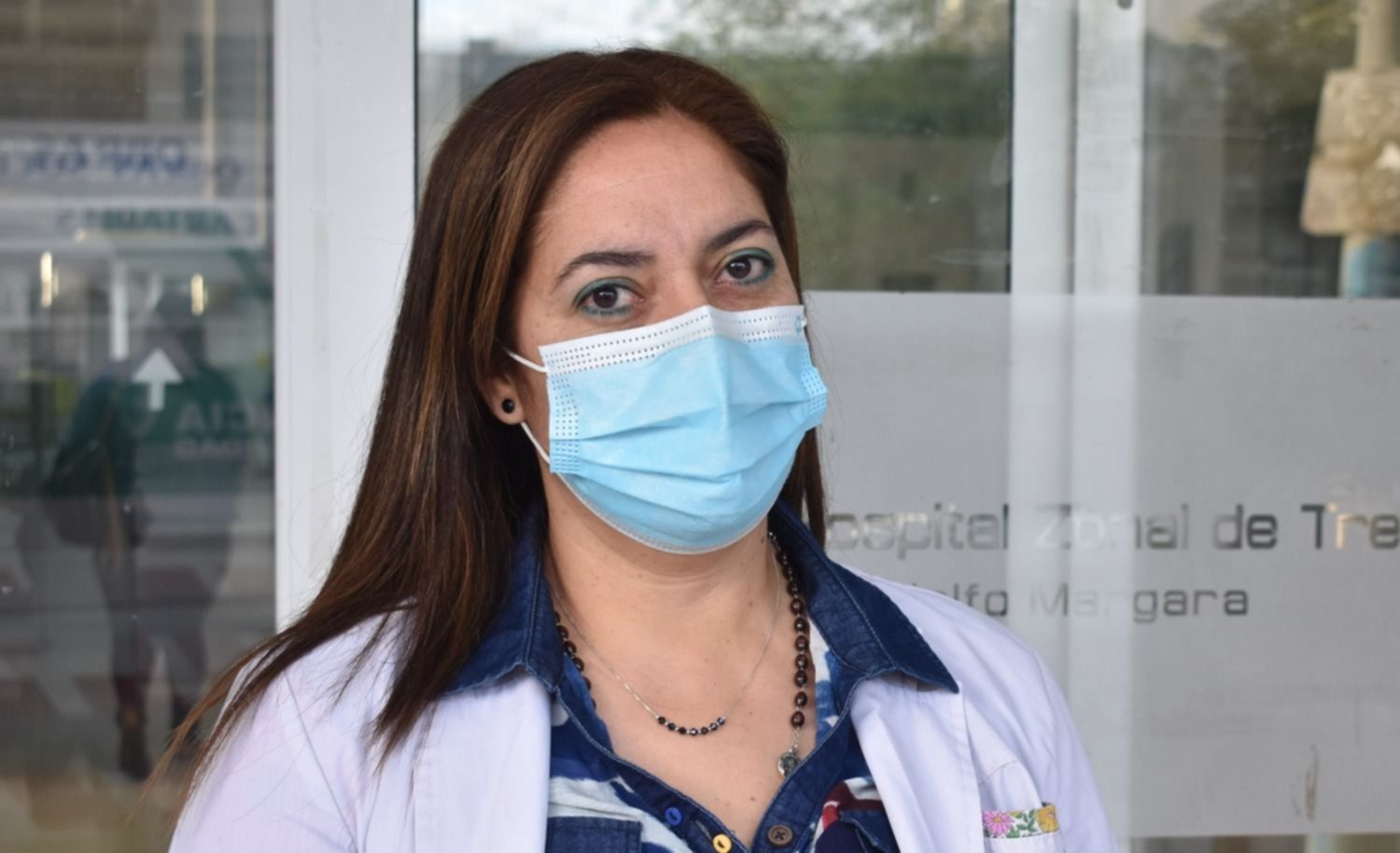 Una chica de 18 años está en terapia intensiva con respiración mecánica asistida y se transformó en la paciente más joven en quedar hospitalizada en Trelew