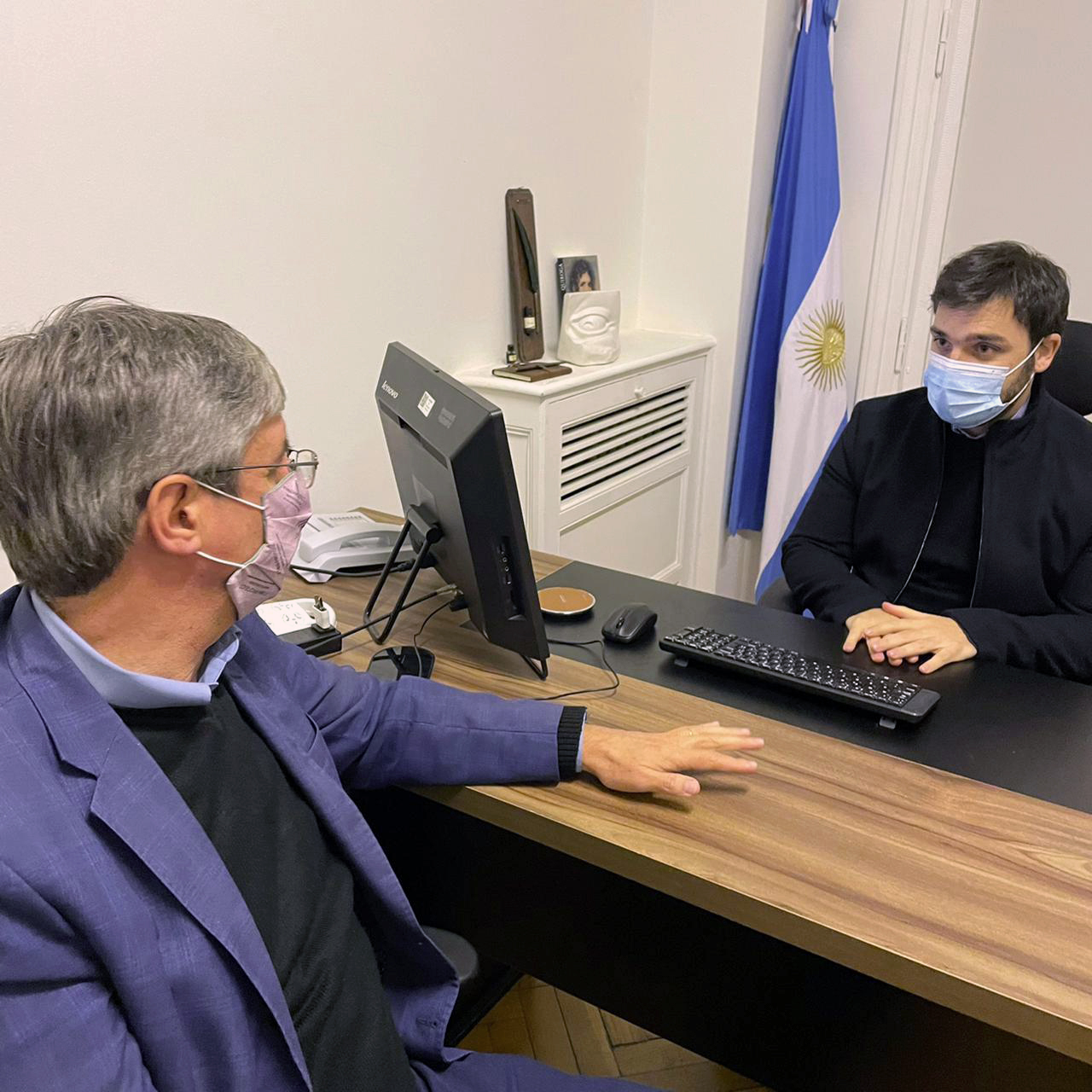 Torres y Ongarato reclaman por la finalización de la obra del aeropuerto de Esquel