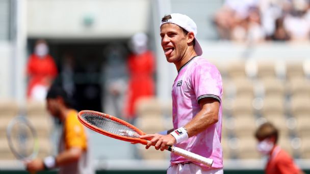 Schwartzman le ganaba los dos primeros sets al francés Paire y se suspendió por falta de luz