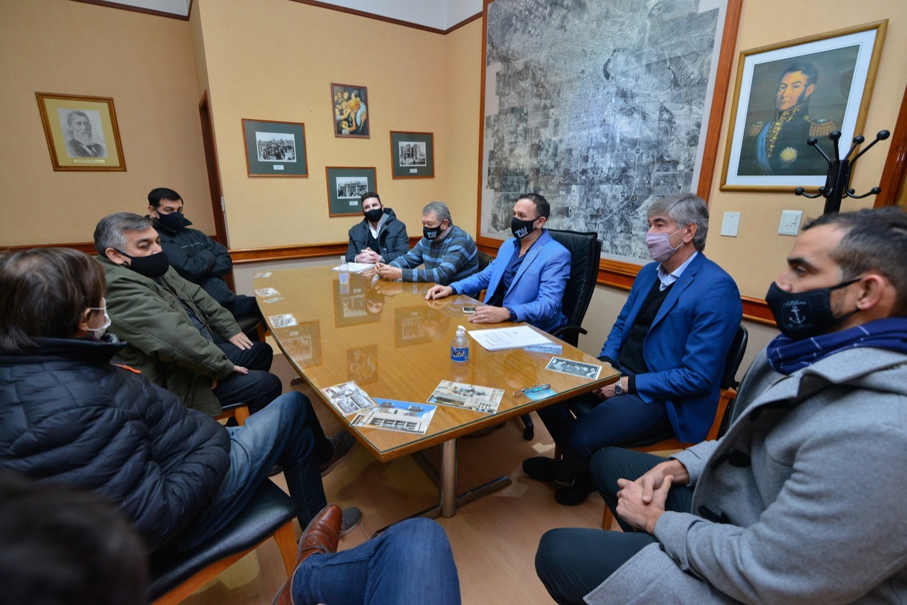 Maderna, referentes gremiales y empresarios quieren ser parte de la discusión de la Ley de Pesca y buscan alternativas para mejorar el proyecto