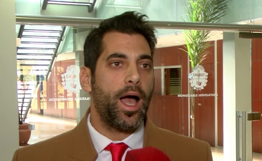 Arcioni envió el pliego de Stampone a Legislatura para que sea designado como Fiscal de Estado de Adjunto de Chubut