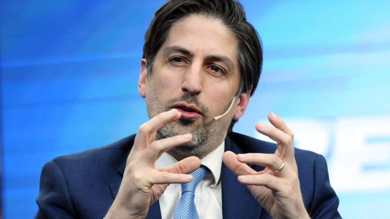 Trotta estima que luego del receso invernal se continuará “robusteciendo la presencialidad”