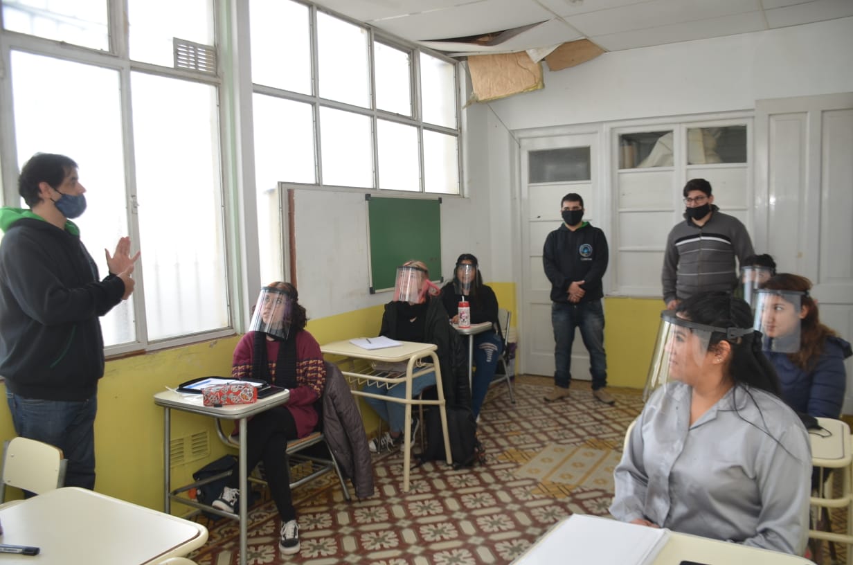 Trelew: El Municipio capacita a su personal en lengua de señas