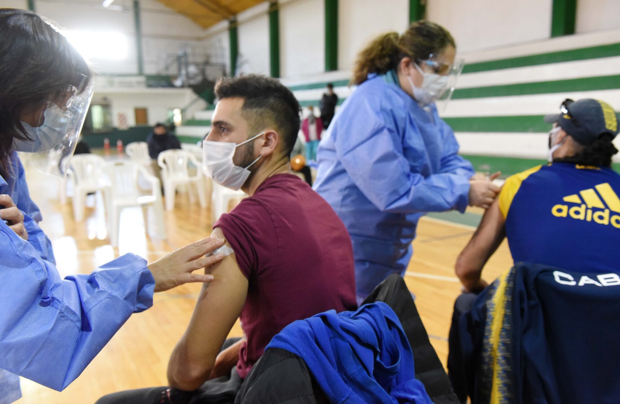 Plan Estratégico de Vacunación: Entre hoy y mañana llegan a Chubut 20.100 vacunas contra el coronavirus