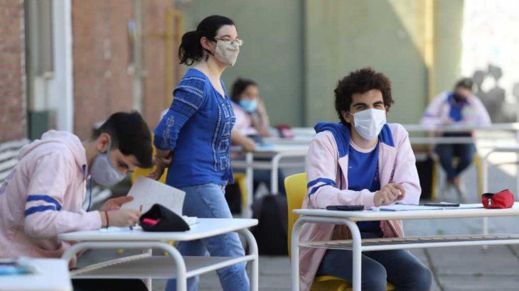 El Gobierno nacional convoca a paritarias a los docentes