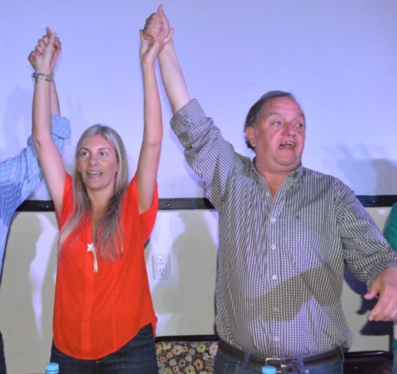 Linares ya habría sido confirmado por Nación y encabezaría la lista de senadores del Frente de Todos y Papaiani saca ventajas sobre González