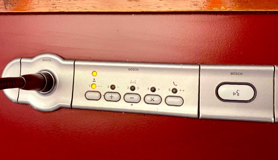 Legislatura empezará a aplicar a partir de la sesión de mañana el voto electrónico