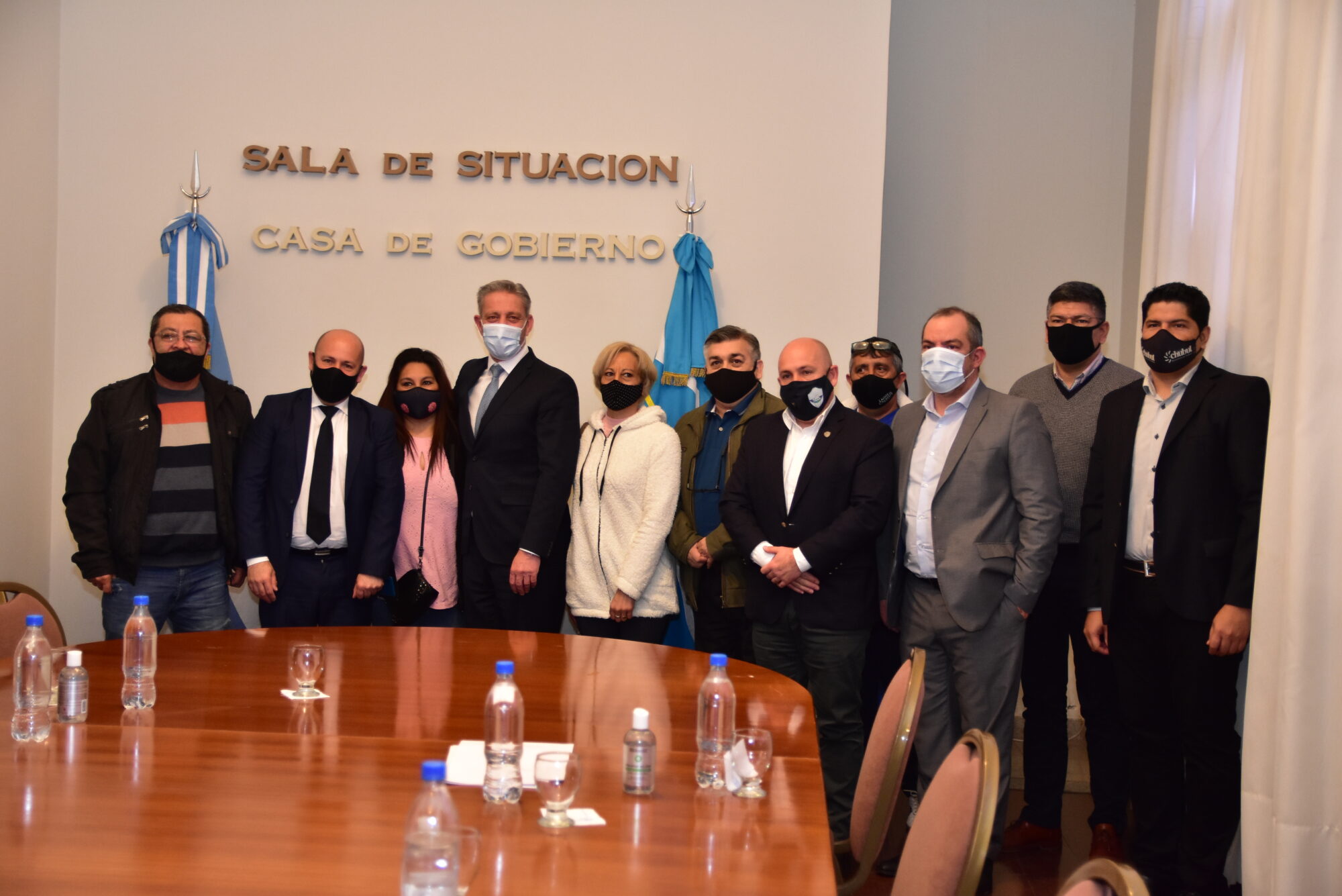 Provincia acordó con la empresa Red Chamber la incorporación de 65 trabajadores de la ex Alpesca