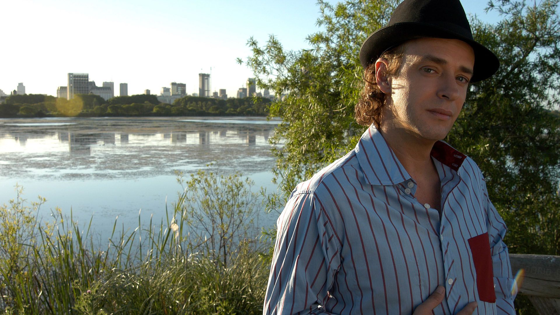 Estrenan un videoclip inédito de Gustavo Cerati en el día en que el músico hubiera cumplido 62 años