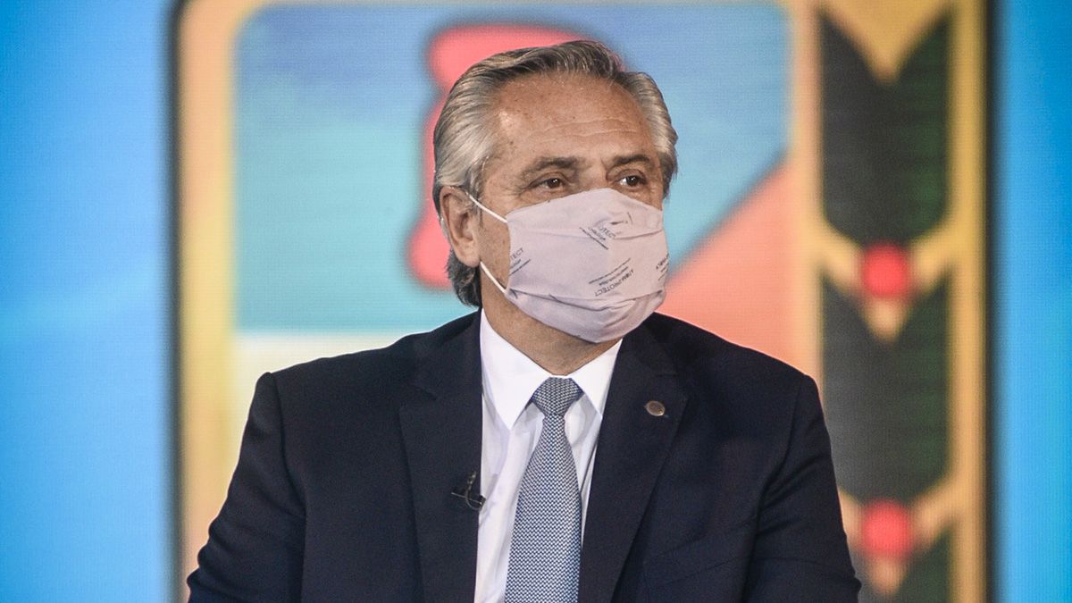 Alberto Fernández retomará su actividad luego de un nuevo PCR