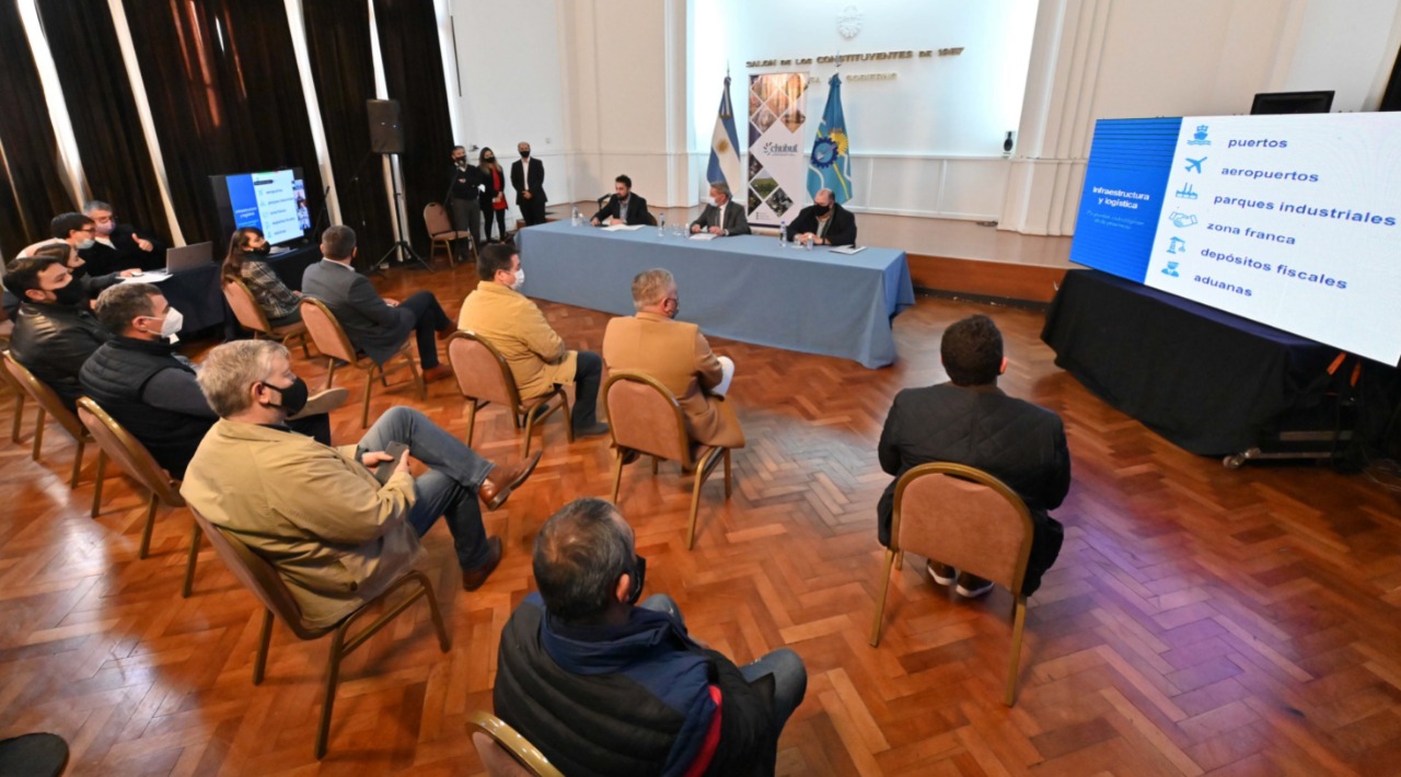 El gobernador lanzó la plataforma ‘Oferta Exportable’ que permitirá promocionar los productos de empresas chubutenses a nivel internacional