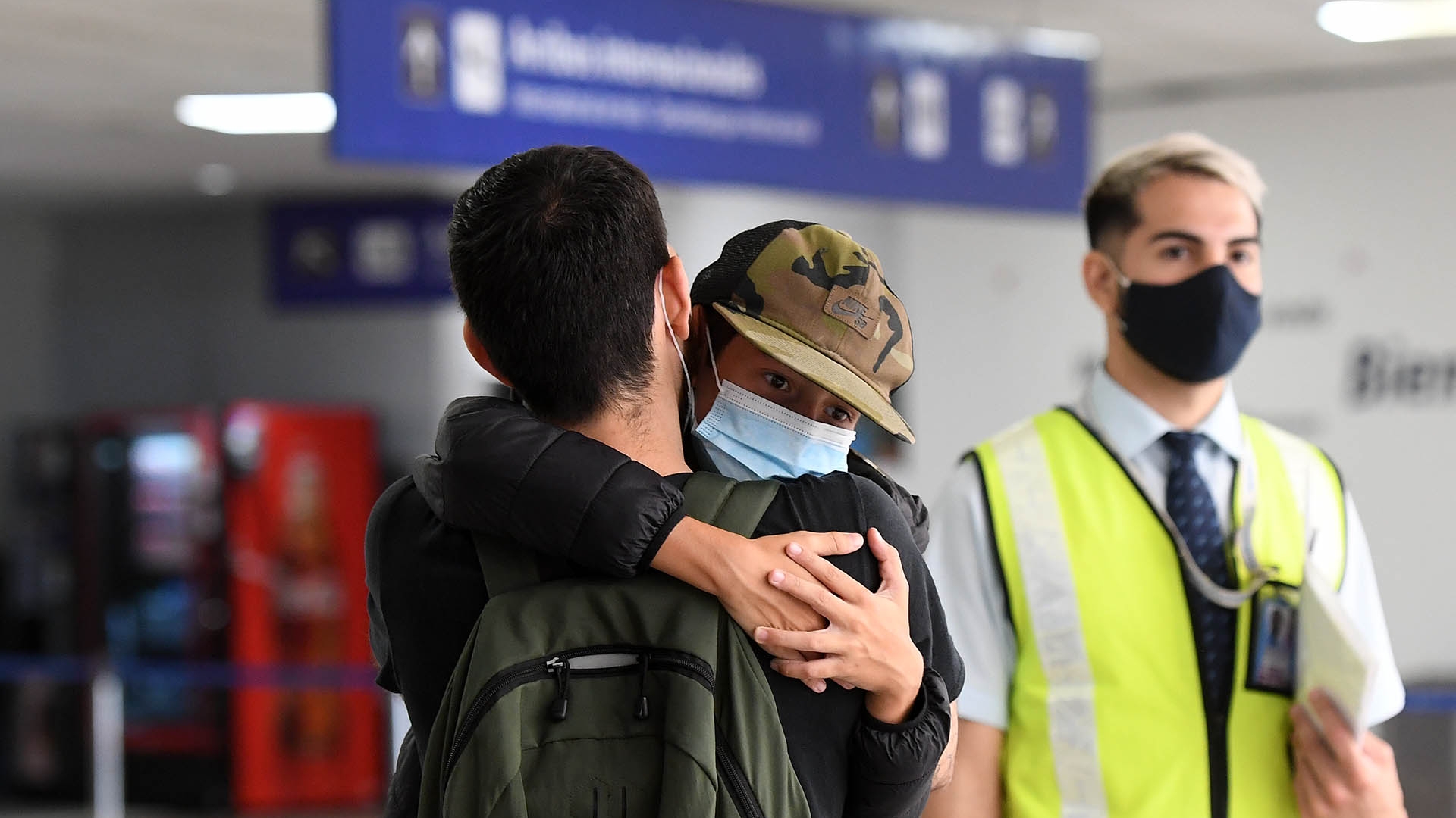 Argentina vuele a permitir el ingreso de extranjeros que sean familiares directos de argentinos: Cómo hacer y qué documentación presentar