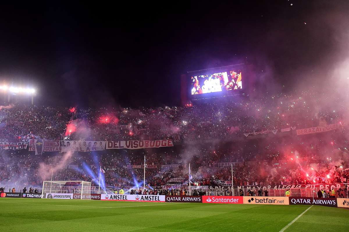 Vuelve el público a las canchas de fútbol