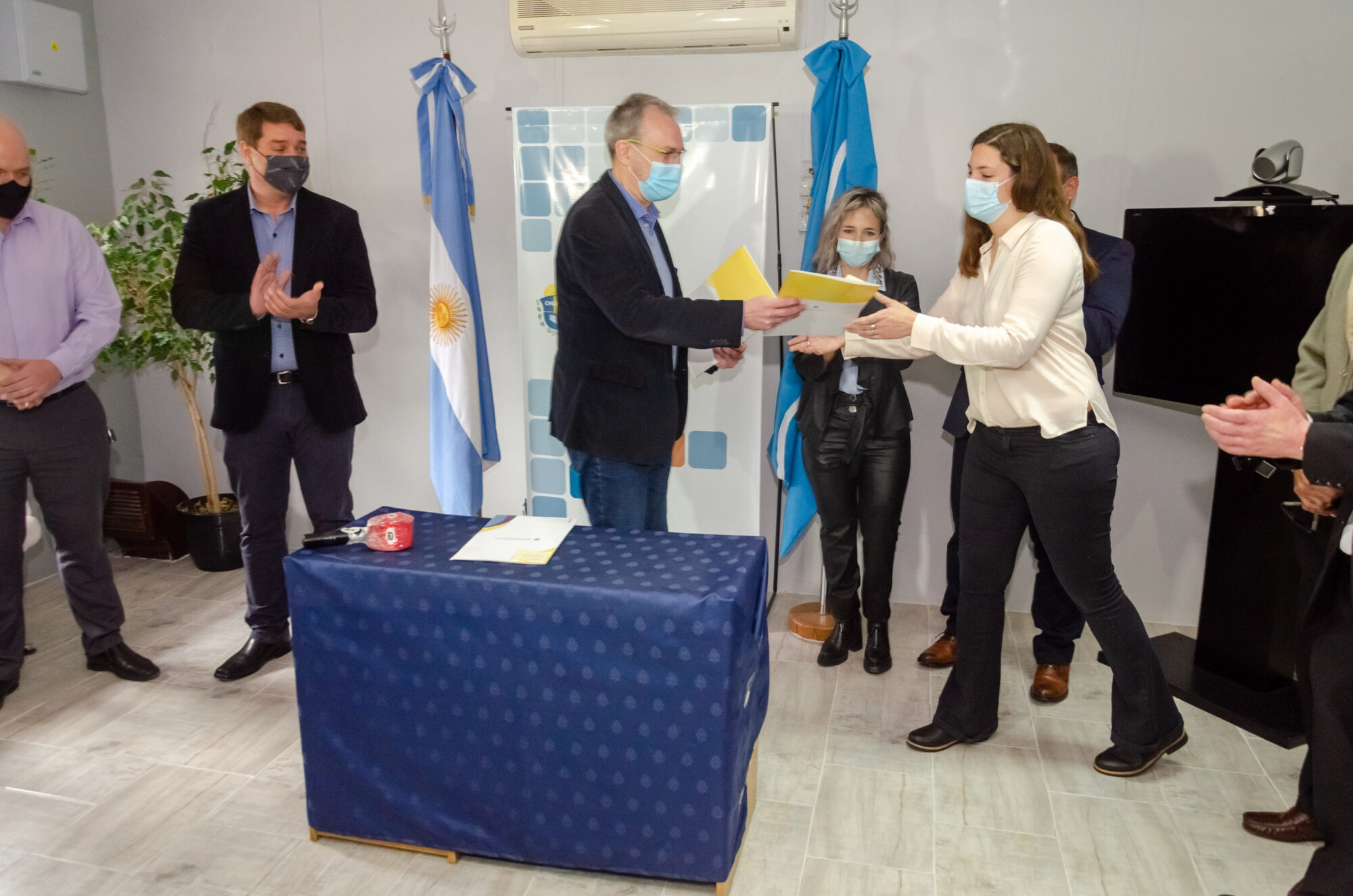 Biss y Puratich estuvieron presentes en las asunciones de los nuevos directores de los Hospitales de Rawson y Trelew