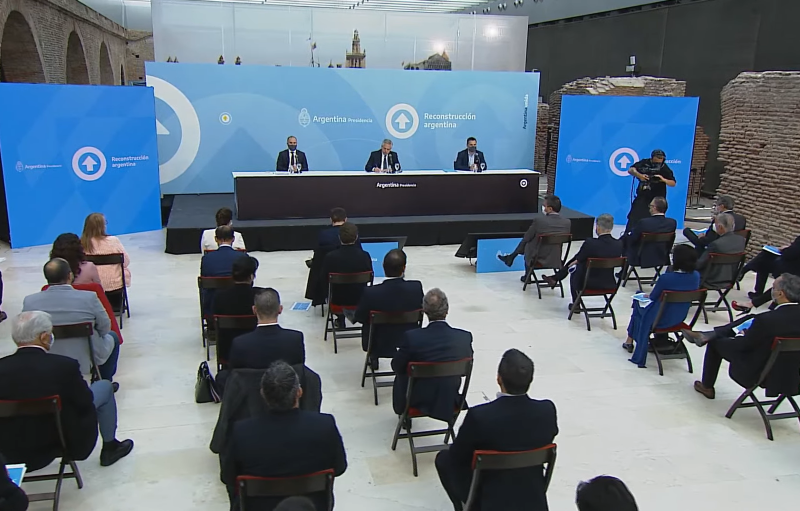 Alberto Fernández destacó que el proyecto de ley de hidrocarburos busca “el ingreso de dólares” en un momento “donde hacen falta”