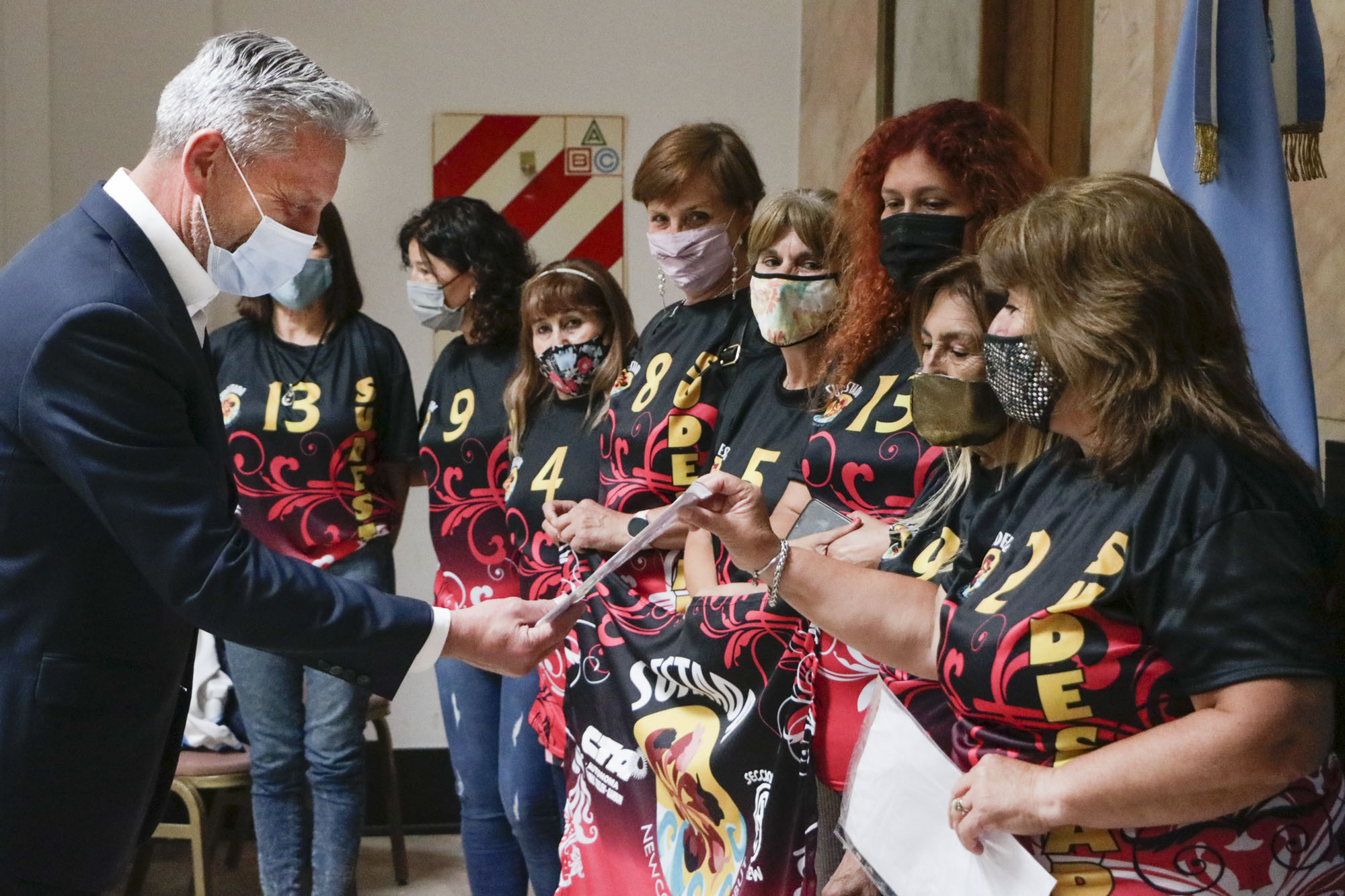 El gobernador recibió a la delegación chubutense que se consagró campeona nacional de Newcom