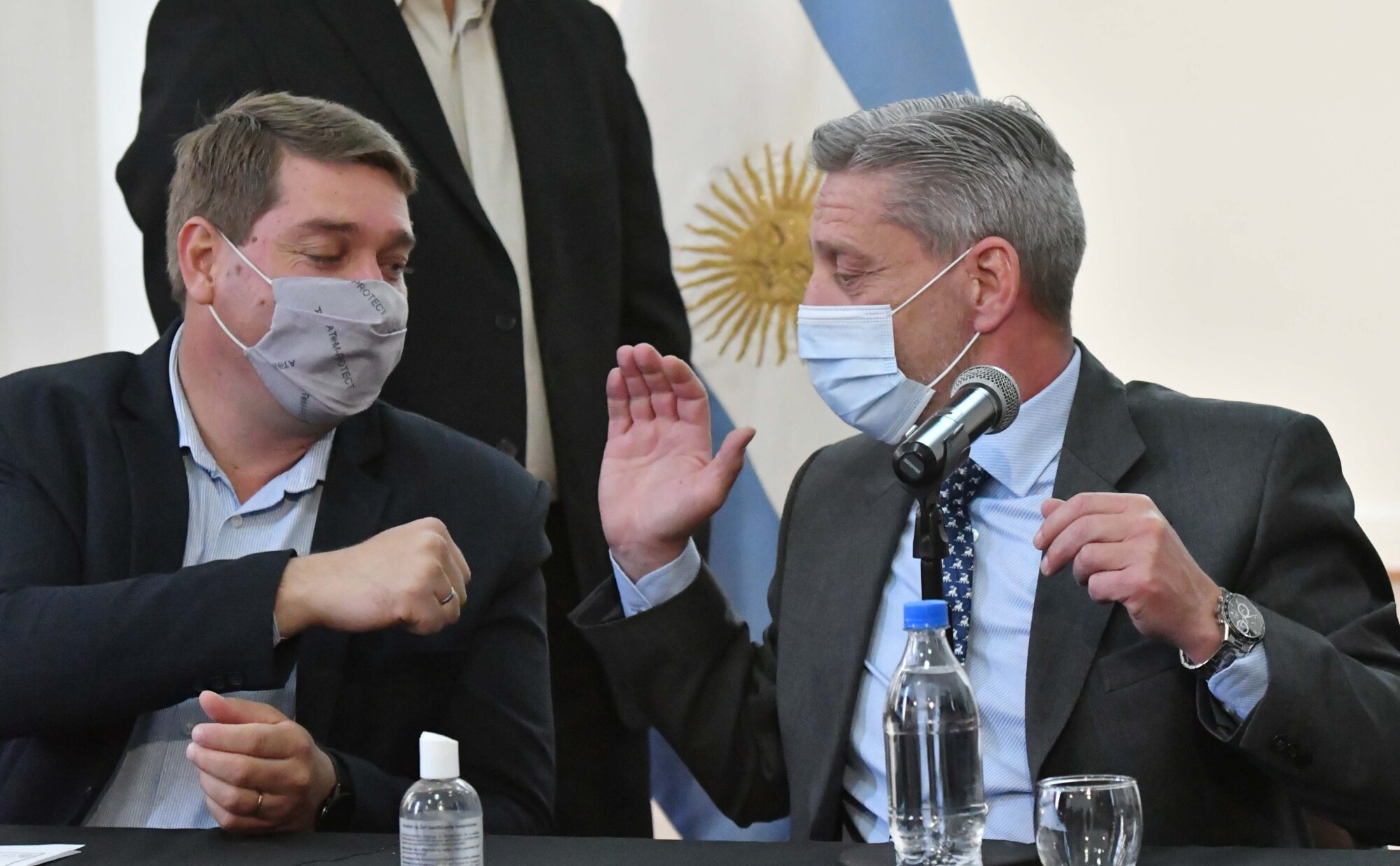 Arcioni y Biss firmaron importantes convenios para establecimientos educativos