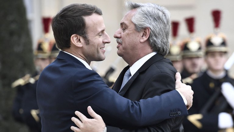 Alberto Fernández tendrá una reunión a solas con Emmanuel Macron en la cumbre del G20
