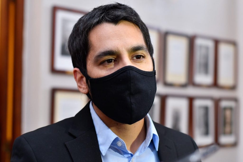 El kirchnerismo cruzó a Torres: “Le debe rutas, viviendas y disculpas a los chubutenses”