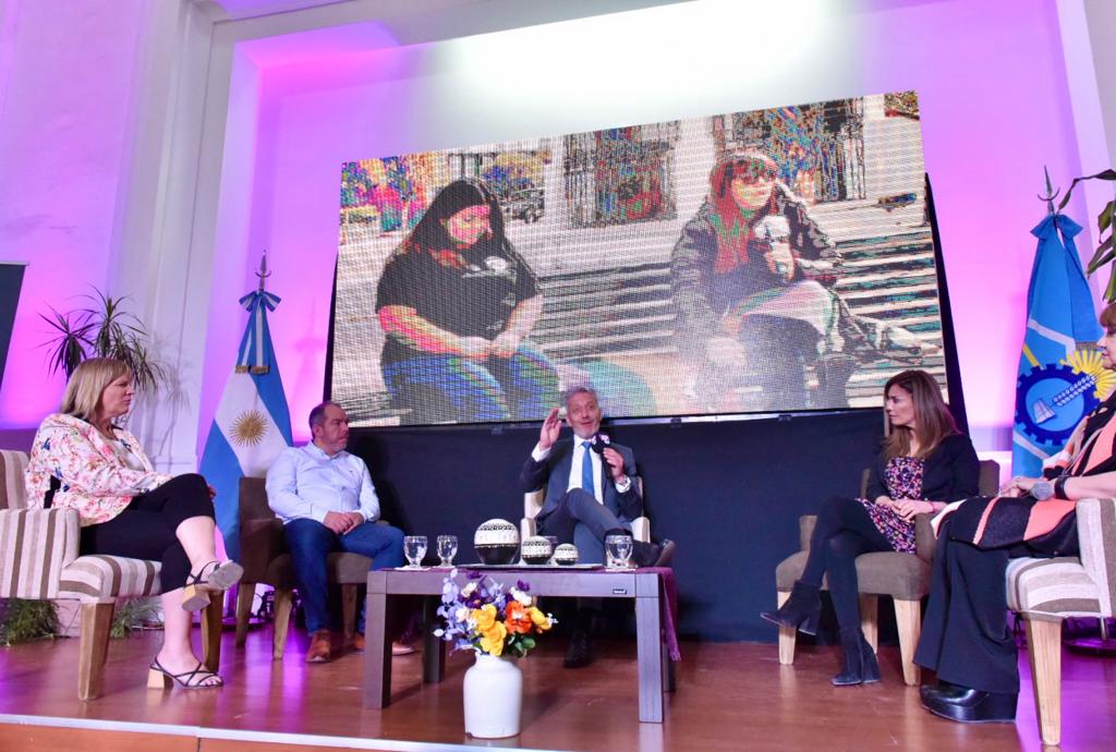 Karina James conducirá el noticiero “Enfoque de Género” que se emitirá por la Televisión Pública del Chubut