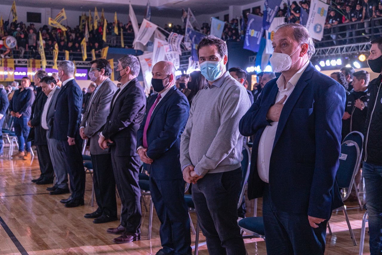 Luque apuntó contra el macrismo: “En 2017 nos dejaron llenos de barro, abandonados con una ciudad totalmente destruida”