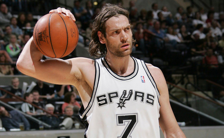 “La NBA es un maratón y no una carrera de 100 metros”, les advirtió Oberto a Campazzo y Bolmaro