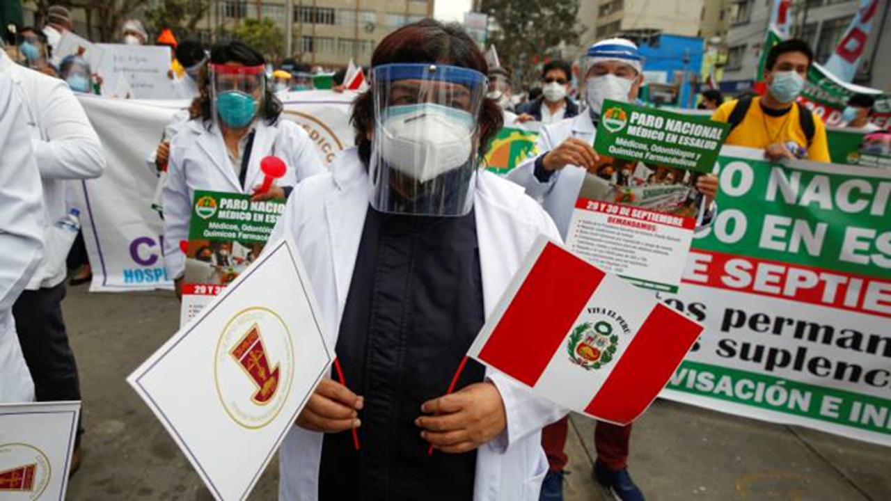 Perú ya superó las 200.000 muertes por coronavirus desde que comenzó la pandemia