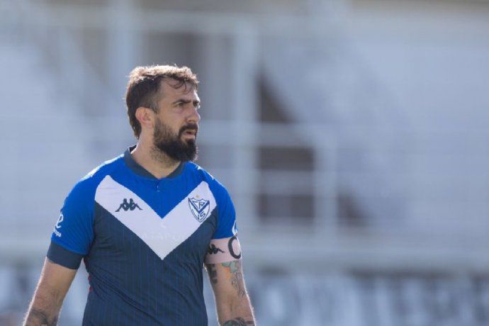 Después de 5 meses de inactividad, Pratto volvió a jugar al fútbol en la Reserva de Vélez