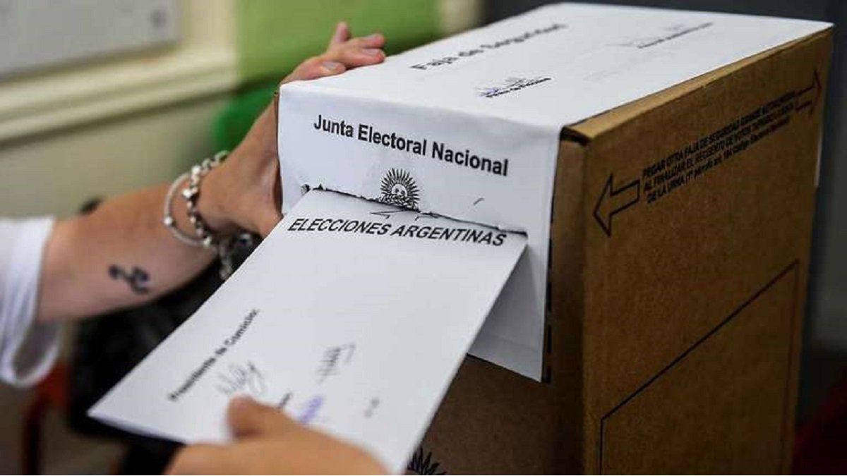 Metadata te cuenta cuándo empieza la veda electoral, hasta cuándo rige y qué no se puede hacer
