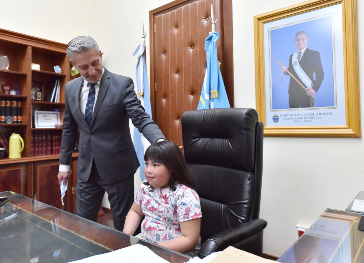 “Conociendo Chubut”: Arcioni recibió a los alumnos de la Escuela N° 212 de El Escorial en su visita a Casa de Gobierno