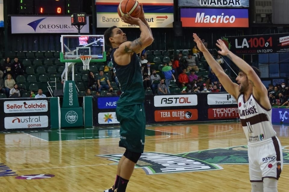 Gimnasia de Comodoro Rivadavia consigue tercera victoria consecutiva y mantiene el invicto en la Liga Nacional de Básquetbol