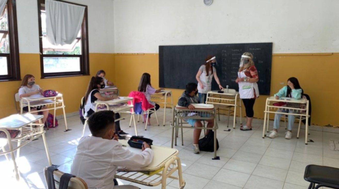 Chubut: No habrá clases en el turno mañana, en los 244 establecimientos en los que hoy se realizaron los comicios