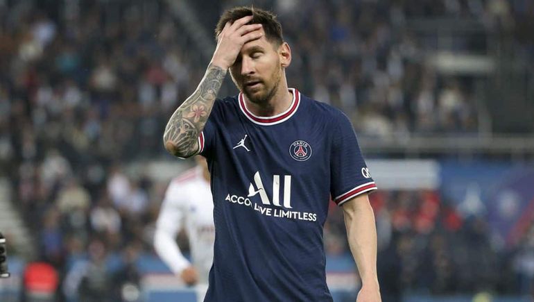 Messi con un pie y medio afuera del encuentro que protagonizará mañana el PSG ante Burdeos por el torneo francés